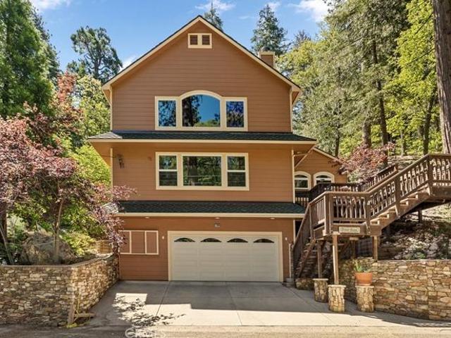 House for sale in Cedar Glen, California