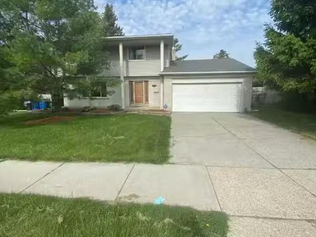 House for sale in Warren