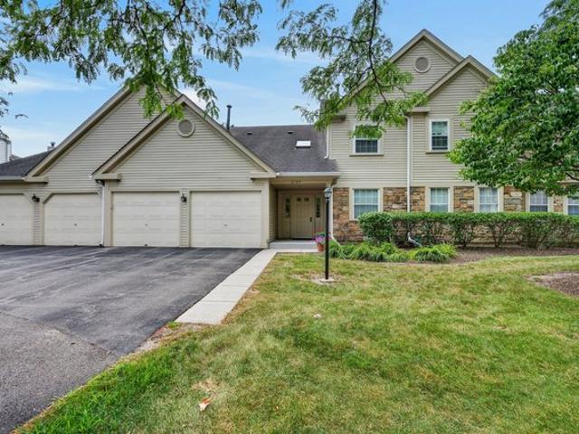 Condo for sale in Schaumburg, Illinois
