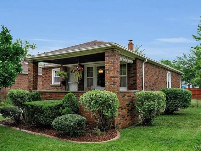 House for sale in Niagara, New York