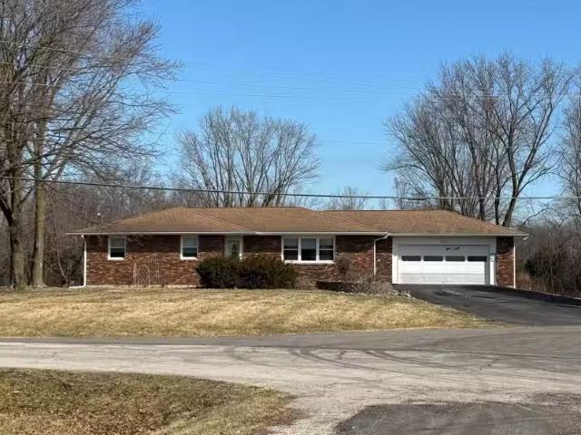 House for sale in Fulton