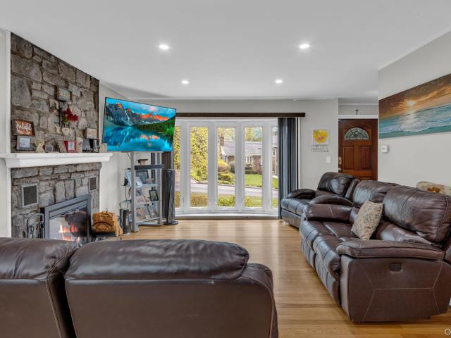 House for sale in Glenwood, New York