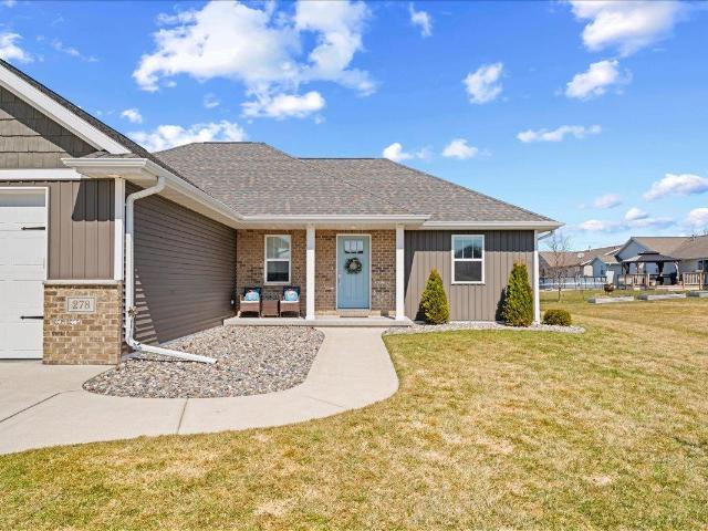 House for sale in Luxemburg, Wisconsin