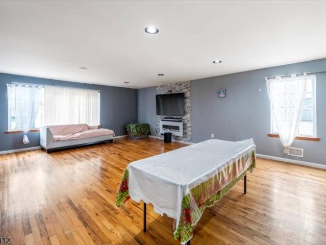 House for sale in Hillside, New Jersey