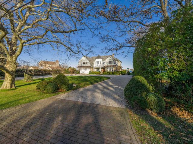 House for sale in Wainscott, New York