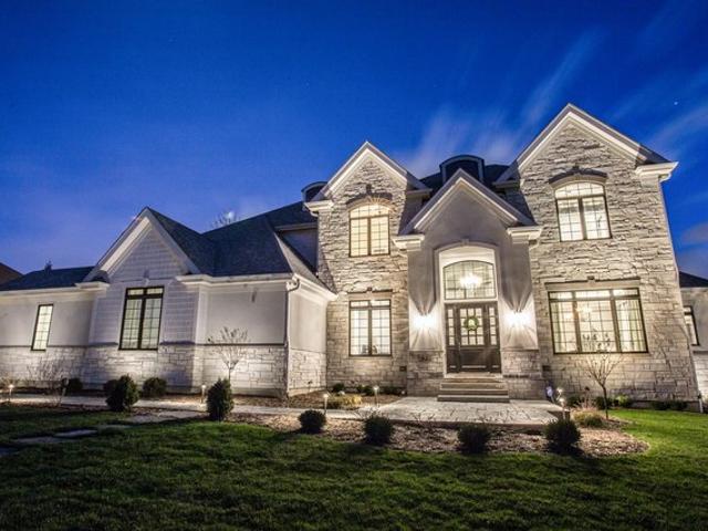 House for sale in Illinois