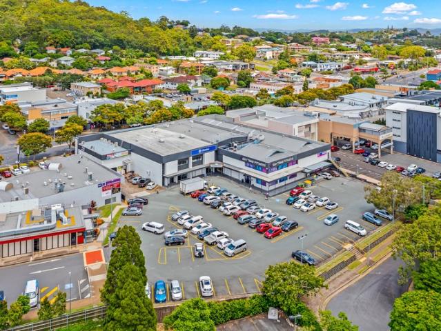 Warehouse for rent in Toombul, Queensland