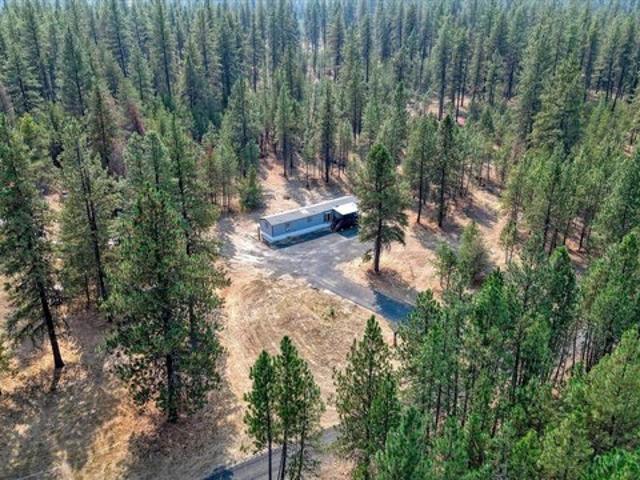 House for sale in Chattaroy, Washington