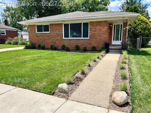 House for sale in Saint Clair Shores, Michigan