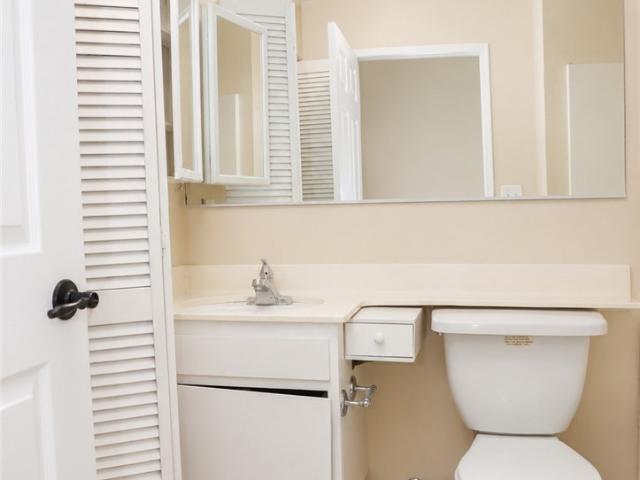 Condo for sale in Canyon Country, California