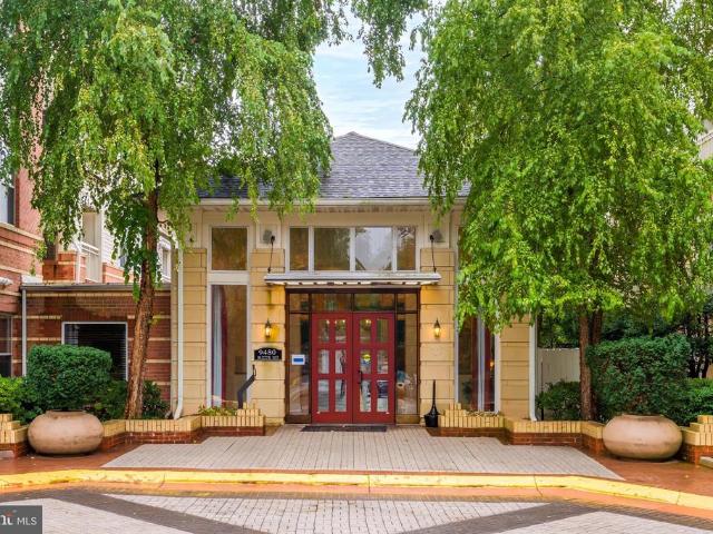 Condo for sale in Oakton, Fairfax County