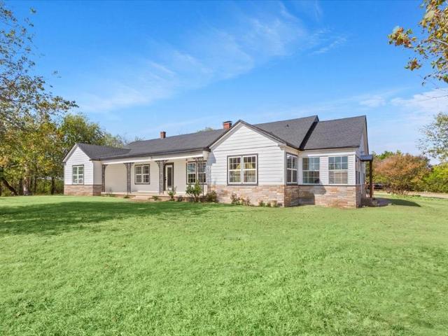 Property for sale in China Spring, Texas