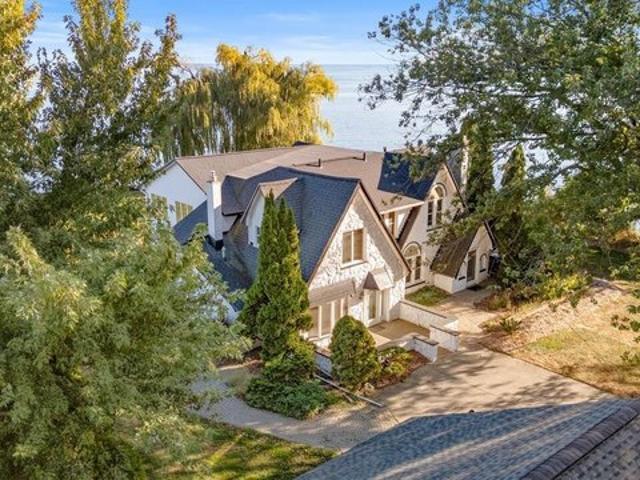 House for sale in Harrison Township, Michigan