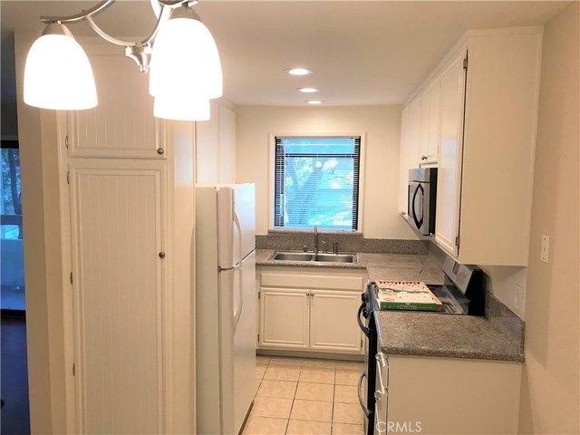 Condo for sale in Canyon Country, California