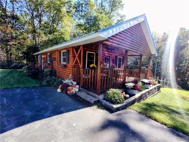 House for sale in Oneida, New York