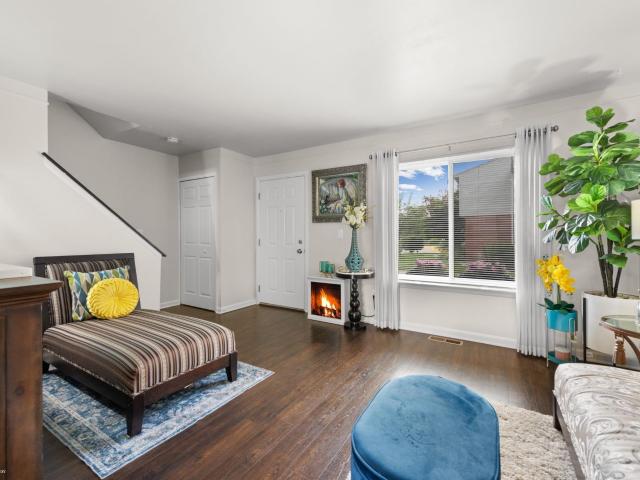 Condo for sale in Roseville, Michigan