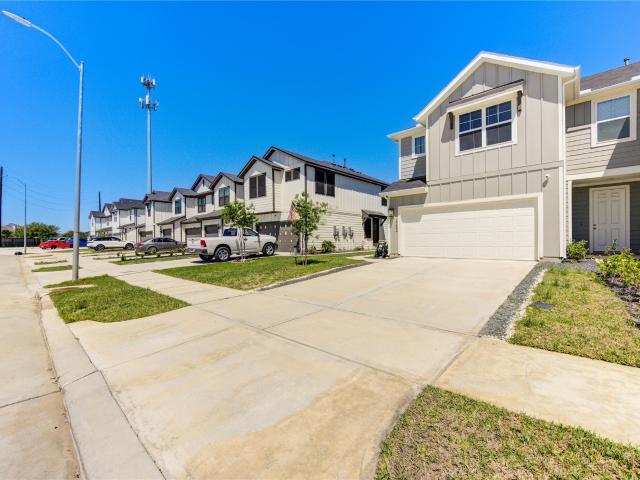 Townhouse for sale in Katy