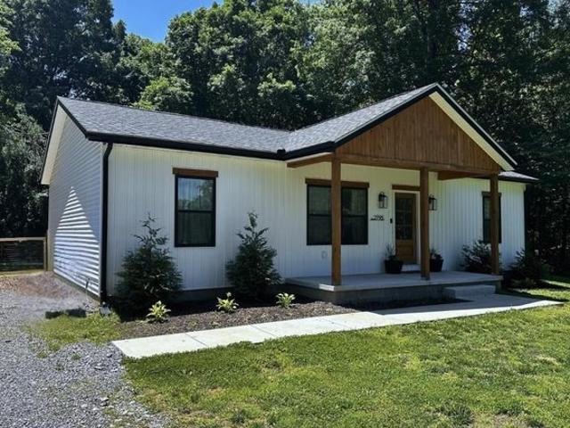 House for sale in Adolphus, Kentucky
