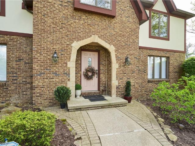 House for sale in Summit, Ohio