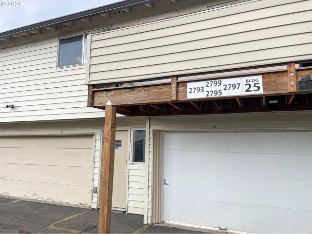 Condo for sale in Oregonia