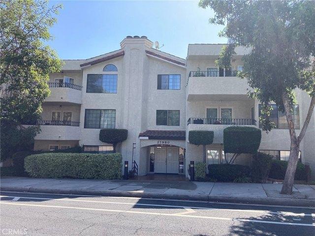 Condo for sale in Canoga Park, California