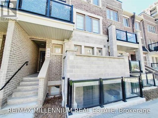 Townhouse for rent in Woburn, Ontario