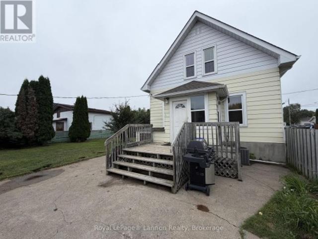 House for sale in Thunder Bay, Ontario