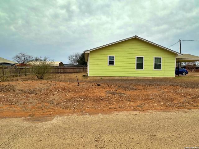 House for sale in Bigfoot, Texas