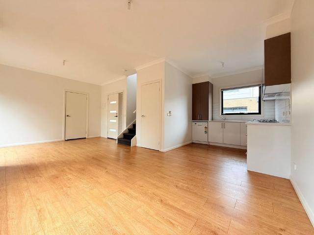 Townhouse for rent in Camerons Creek, Victoria