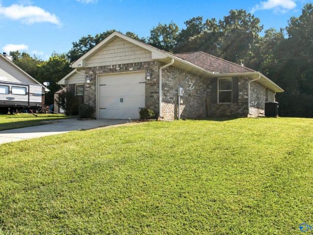 House for sale in New Market, Alabama