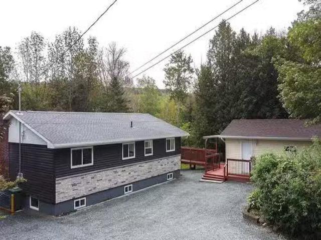 House for sale in Kinloch, Fall River