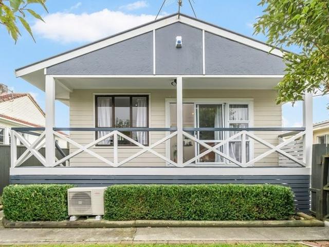 House for rent in Days Bay, Wellington