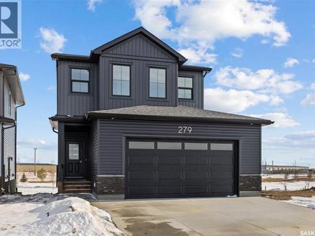 House for sale in Saskatoon, Saskatchewan