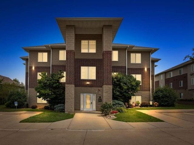 Condo for sale in Iowa City, Iowa