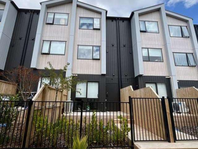 Townhouse for rent in Rapanui, Oroua County