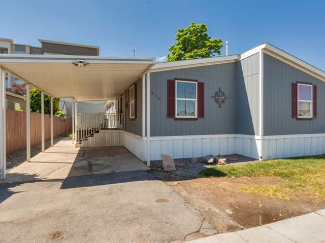 House for sale in Sandy, Utah