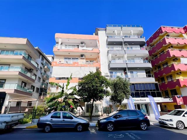 Cumhuriyet Mahallesi, Kuşadası içerisinde satılık mülk