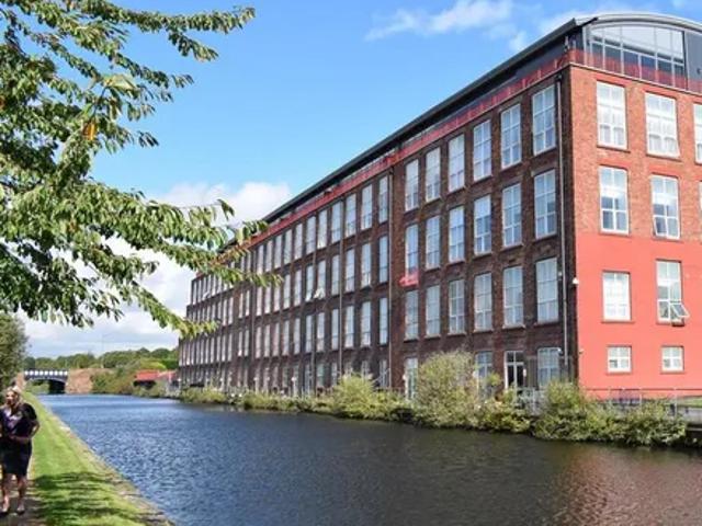 Apartment for rent in Calderstones