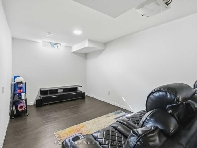 House for rent in Lorne Park, Mississauga