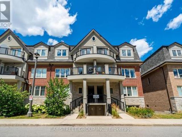 Townhouse for sale in Woburn, Ontario