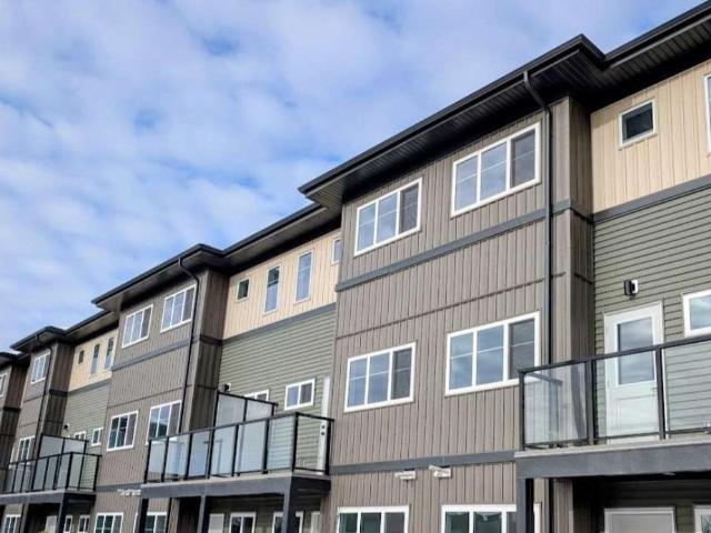 Townhouse for sale in Wedgewood, Alberta