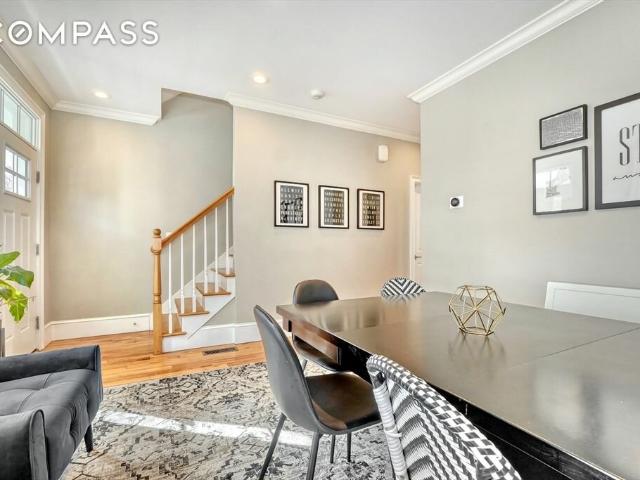 Condo for sale in Melrose