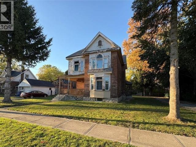 House for sale in Chatham–kent, Ontario