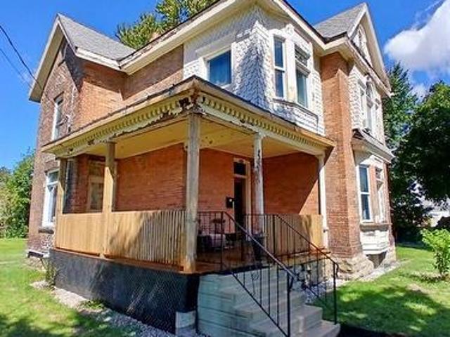 House for sale in Chatham, Southwestern Ontario