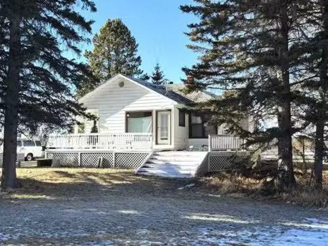 House for sale in Alberta