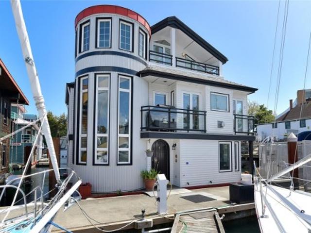 House for sale in Esquimalt, British Columbia