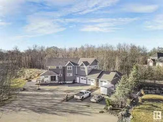 House for sale in Alberta