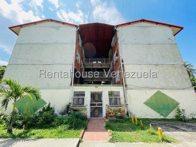 Apartamento en alquiler en Urbanización Bermúdez, Maracay