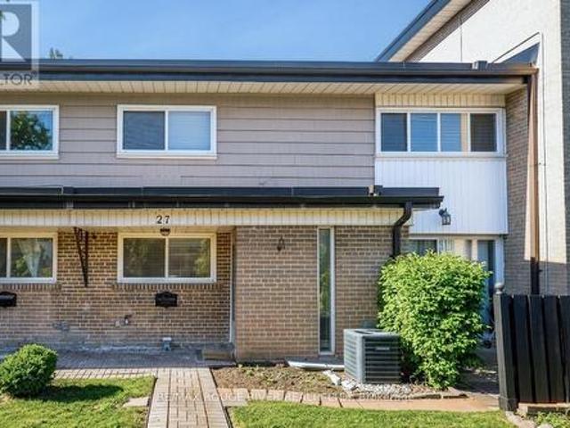 Townhouse for rent in Durham, Ontario