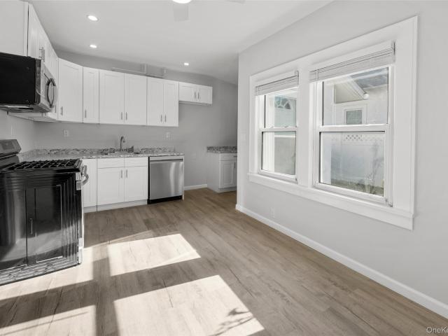 House for sale in Bryn Mawr Park, City of Yonkers